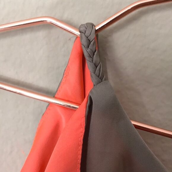 BCBGMAXAZRIA cold shoulder blouse - Picture 6 of 6